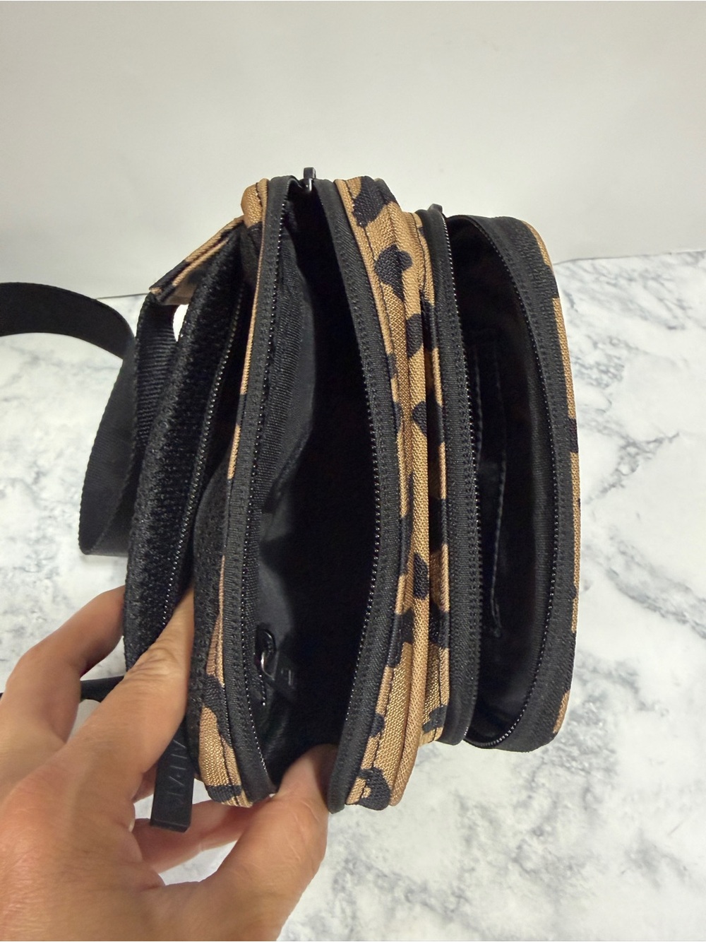 NWOT Calpack Stevyn Fanny Pack Cheetah waist bag travel sling small - Picture 6 of 7